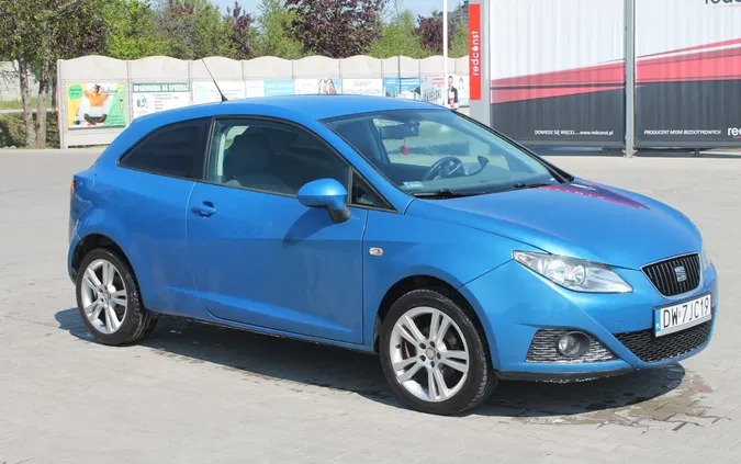 samochody osobowe Seat Ibiza cena 12000 przebieg: 170000, rok produkcji 2012 z Wrocław